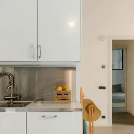 Como Chic And Central Apartment Como